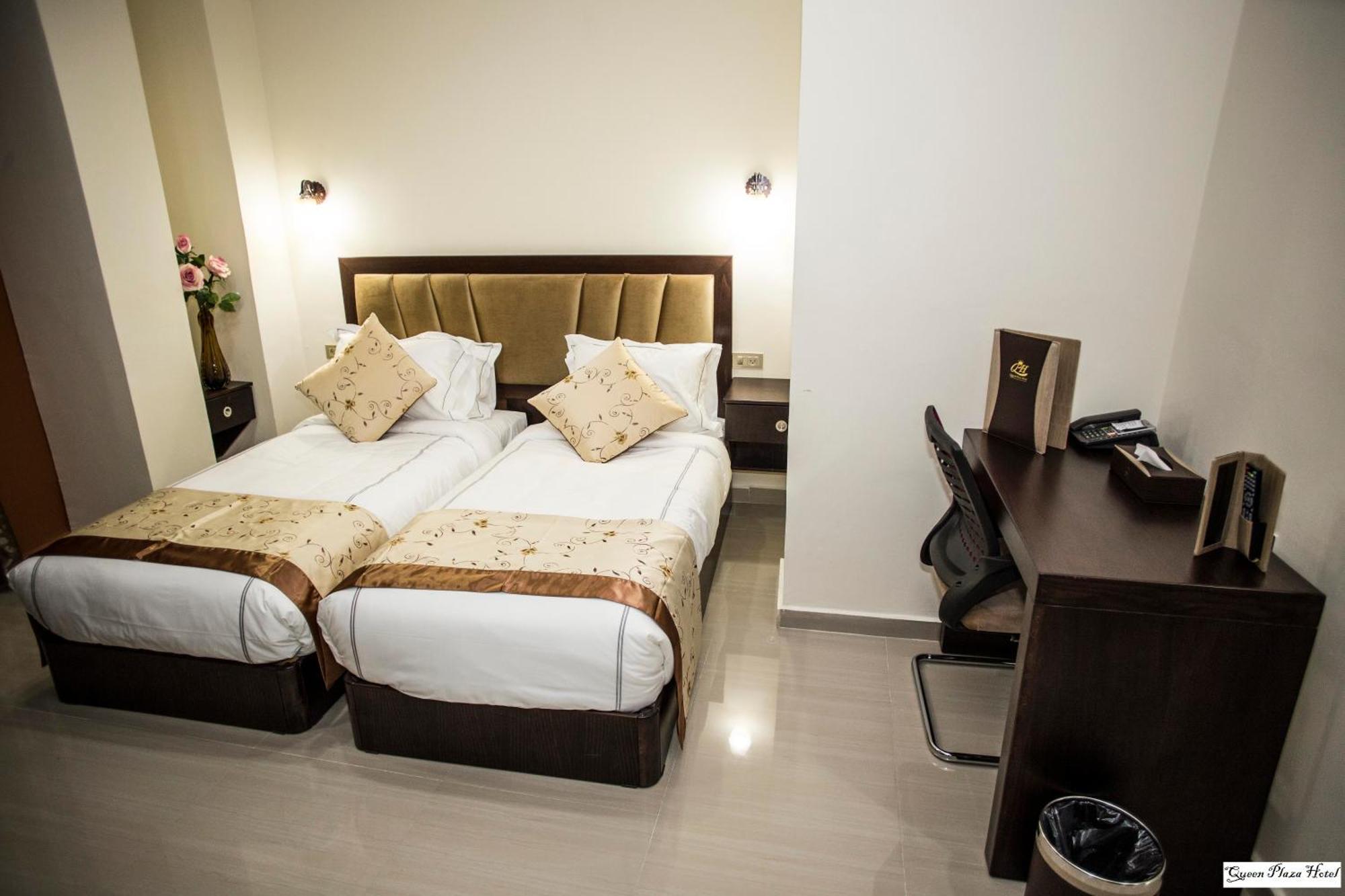 Queen Plaza Hotel Hebron Room photo