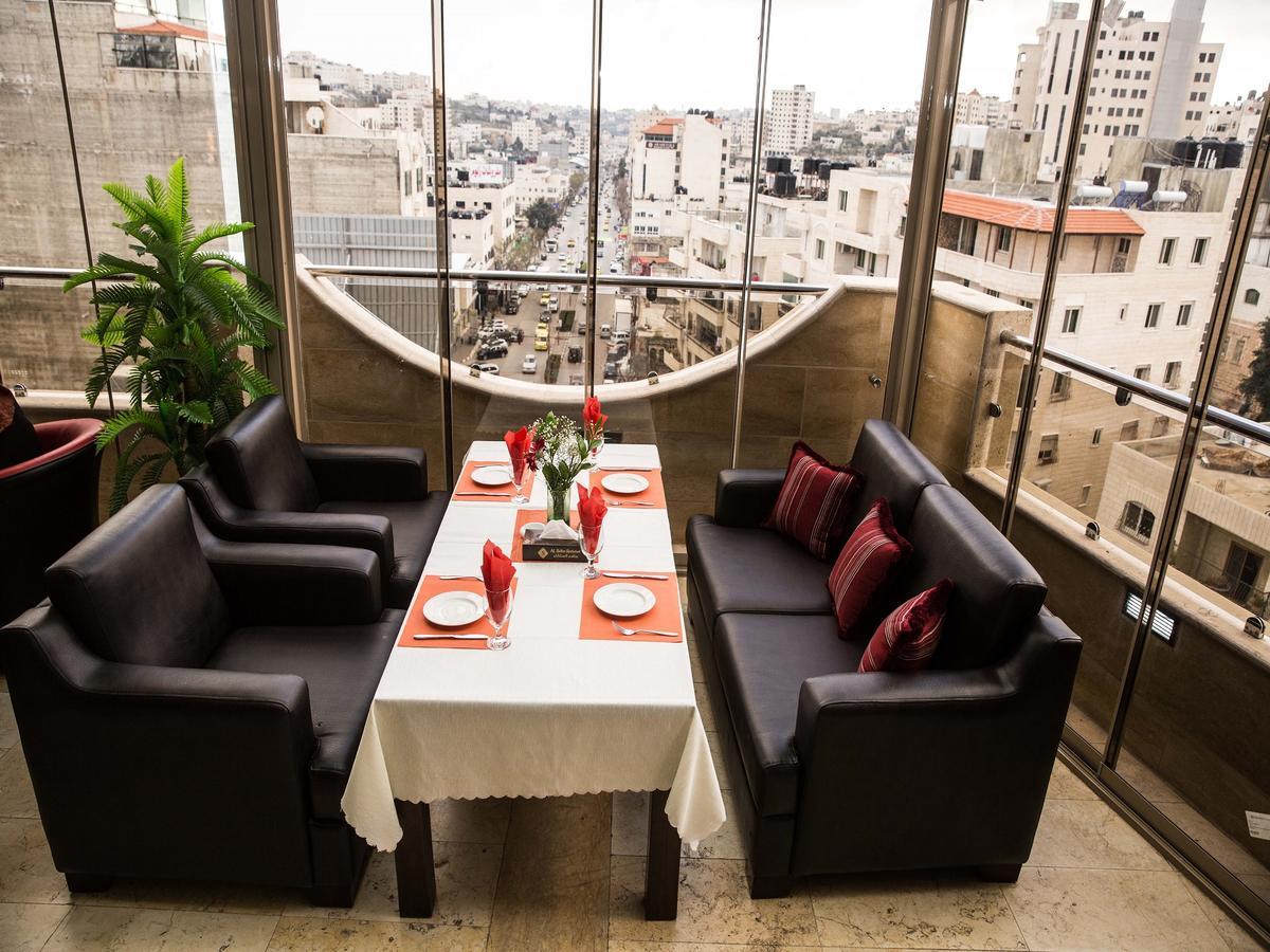 Queen Plaza Hotel Hebron Exterior photo